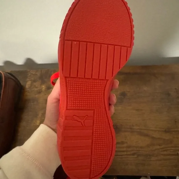 ❤️‍🔥❤️‍🔥 Cali Trainers Puma Fiery Red Sneakers with Yellow Highlights Size 8.5 - Picture 6 of 8